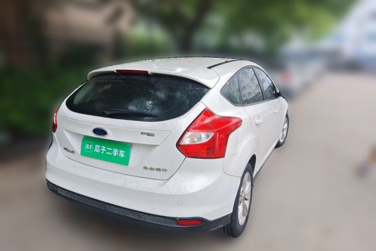 Used Ford Focus 2012 Hatchback 1.6L Manual Fashion Edition Rear Right 45 Deg