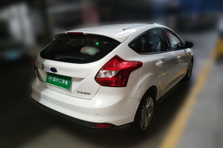 Used Ford Focus 2012 Hatchback 1.6L Automatic Fashion Edition Rear Right 45 Deg