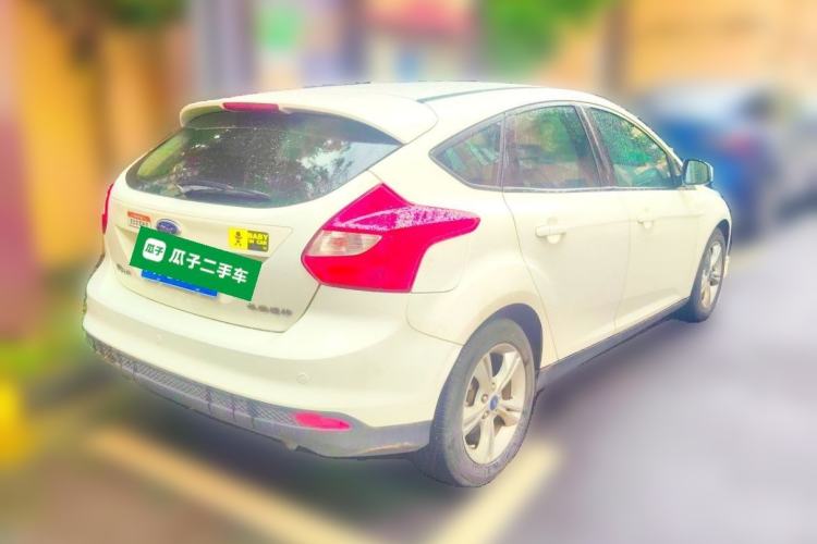Used Ford Focus 2012 Hatchback 1.6L Automatic Fashion Edition Rear Right 45 Deg