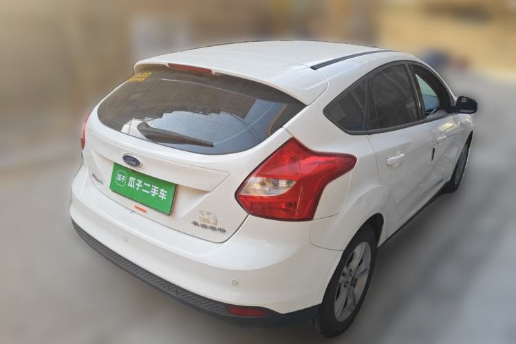 Used Ford Focus 2012 Hatchback 1.6L Automatic Fashion Edition Rear Right 45 Deg