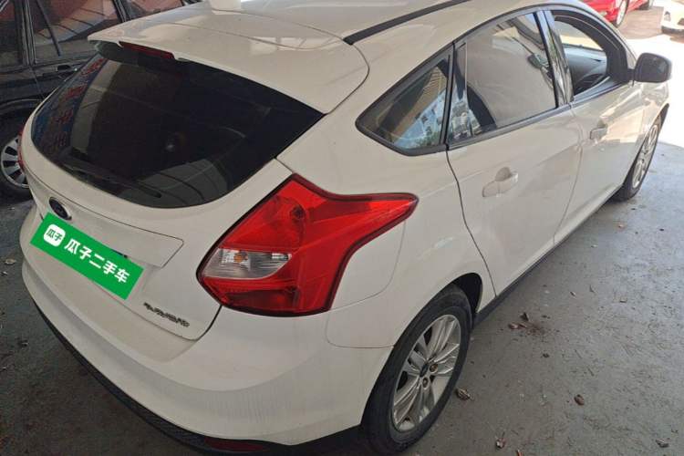 Used Ford Focus 2012 Hatchback 1.6L Automatic Comfort Model Rear Right 45 Deg