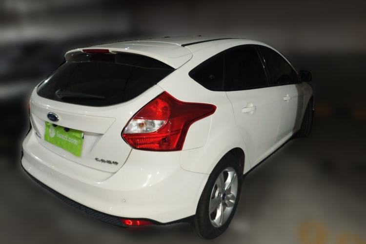 Used Ford Focus 2012 Hatchback 1.6L Automatic Fashion Edition Rear Right 45 Deg