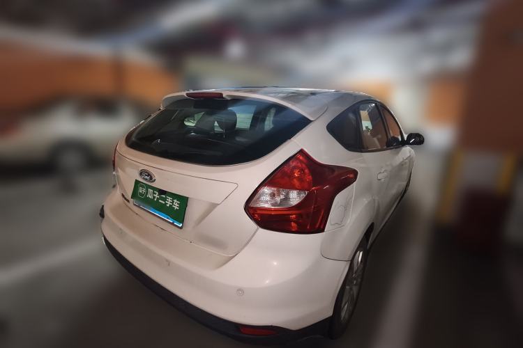 Used Ford Focus 2012 Hatchback 1.6L Automatic Comfort Model Rear Right 45 Deg