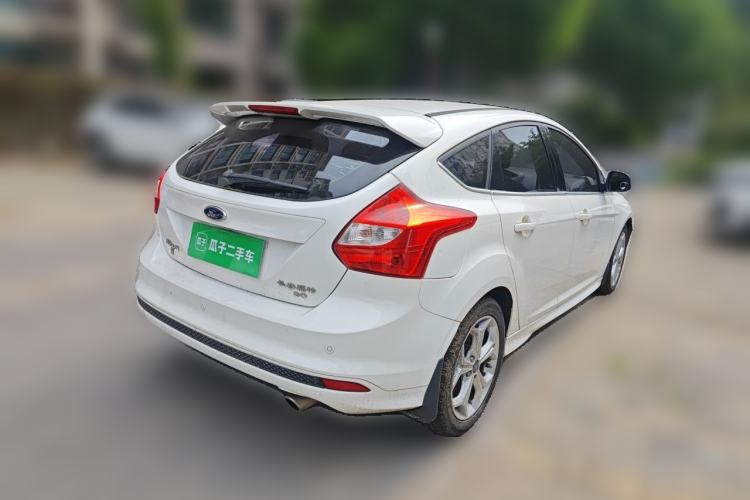 Used Ford Focus 2012 Hatchback 2.0L Automatic Luxury Sport Model Rear Right 45 Deg