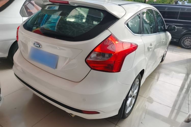 Used Ford Focus 2012 Hatchback 2.0L Automatic Luxury Sport Model Rear Right 45 Deg