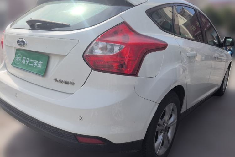 Used Ford Focus 2012 Hatchback 1.6L Automatic Fashion Edition Rear Right 45 Deg