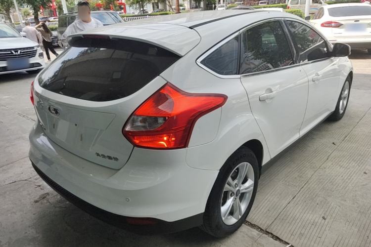 Used Ford Focus 2012 Hatchback 1.6L Automatic Fashion Edition Rear Right 45 Deg