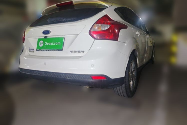 Used Ford Focus 2012 Hatchback 1.6L Automatic Fashion Edition Rear Right 45 Deg