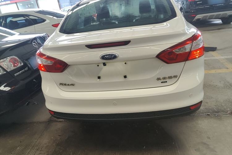 Used Ford Focus 2012 Sedan 1.6L Automatic Fashion Edition Rear