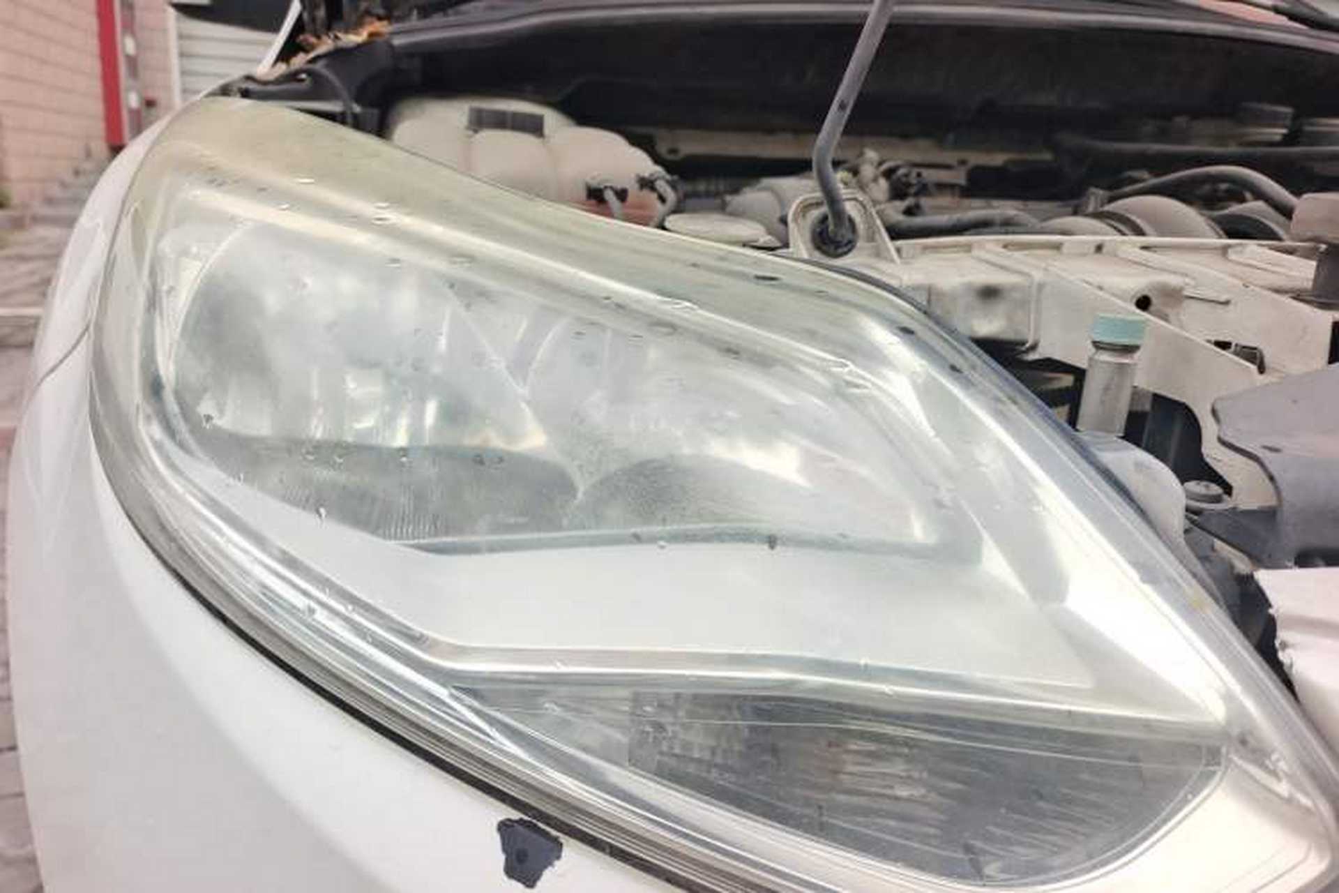 Used Ford Focus 2012 Hatchback 1.6L Automatic Comfort Model Right Front Headlight