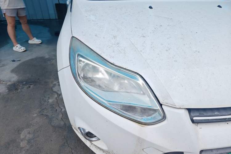 Used Ford Focus 2012 Sedan 1.6L Automatic Fashion Edition Right Front Headlight
