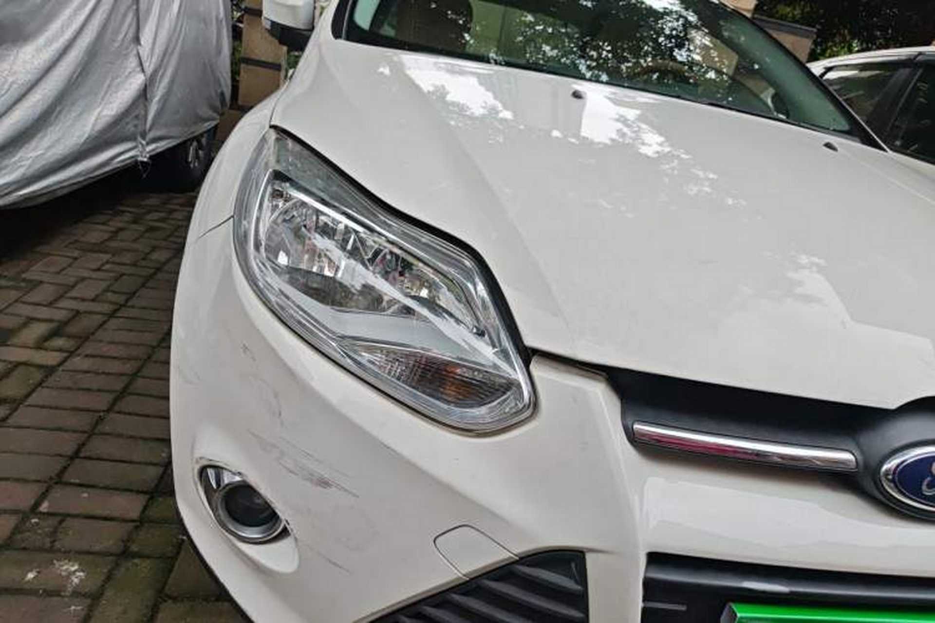 Used Ford Focus 2012 Sedan 1.6L Automatic Fashion Edition Right Front Headlight