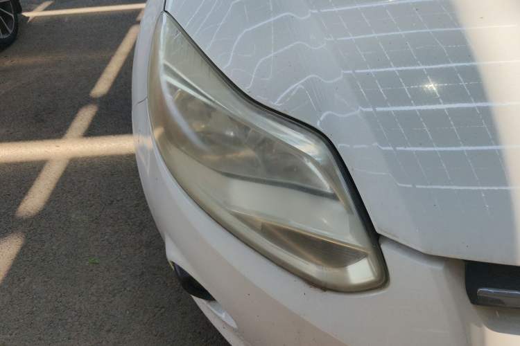 Used Ford Focus 2012 Hatchback 1.6L Automatic Comfort Model Right Front Headlight