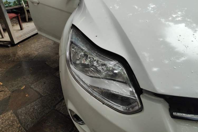 Used Ford Focus 2012 Sedan 1.6L Manual Fashion Edition Right Front Headlight