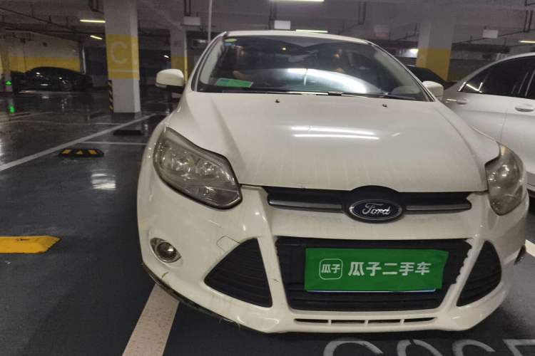 Used Ford Focus 2012 Sedan 1.6L Automatic Fashion Edition Right Front Headlight