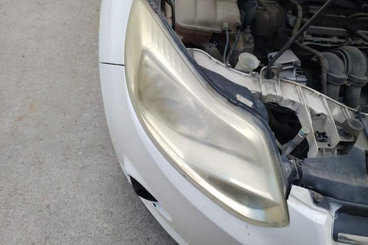 Used Ford Focus 2012 Hatchback 1.6L Manual Comfort Model Right Front Headlight