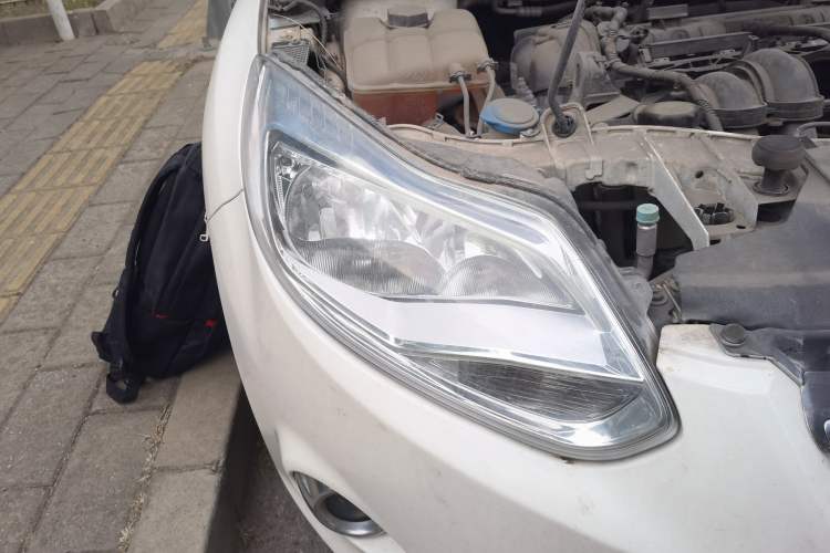 Used Ford Focus 2012 Sedan 1.6L Automatic Fashion Edition Right Front Headlight