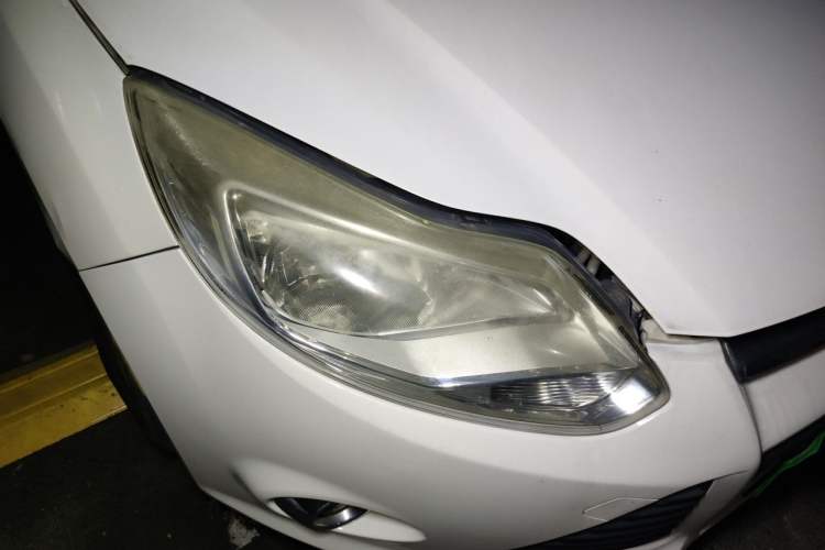 Used Ford Focus 2012 Hatchback 1.6L Automatic Fashion Edition Right Front Headlight