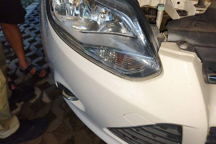 Used Ford Focus 2012 Sedan 1.6L Automatic Fashion Edition Right Front Headlight