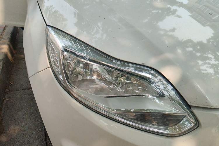 Used Ford Focus 2012 Hatchback 1.6L Manual Fashion Edition Right Front Headlight