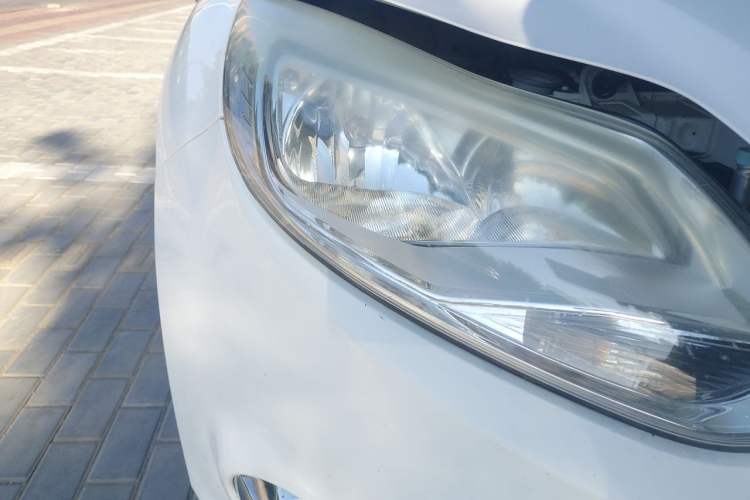 Used Ford Focus 2012 Hatchback 1.6L Manual Comfort Model Right Front Headlight