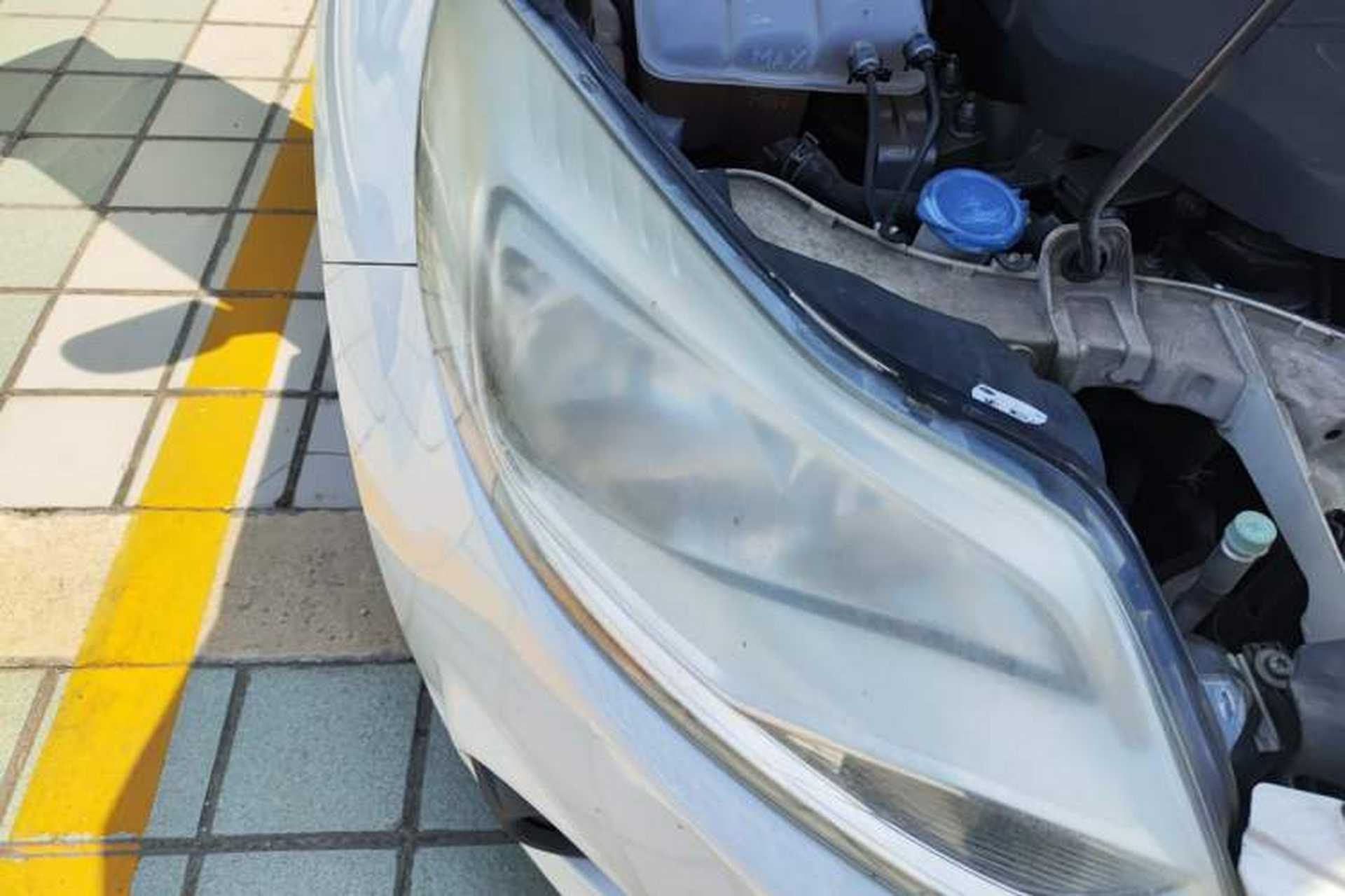 Used Ford Focus 2012 Hatchback 1.6L Automatic Comfort Model Right Front Headlight