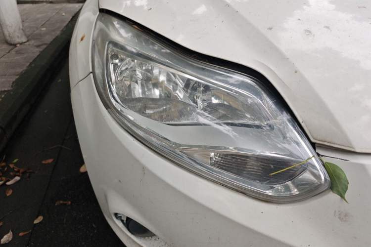 Used Ford Focus 2012 Sedan 1.6L Automatic Fashion Edition Right Front Headlight