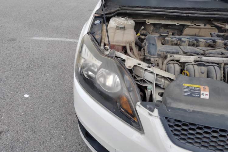 Used Ford Focus 2012 Hatchback Classic 1.8L Automatic Base Model Right Front Headlight