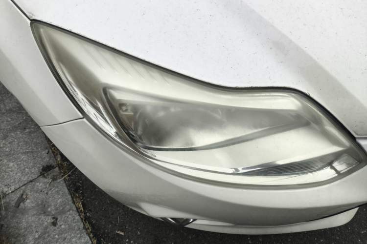 Used Ford Focus 2012 Sedan 2.0L Automatic Flagship Model Right Front Headlight