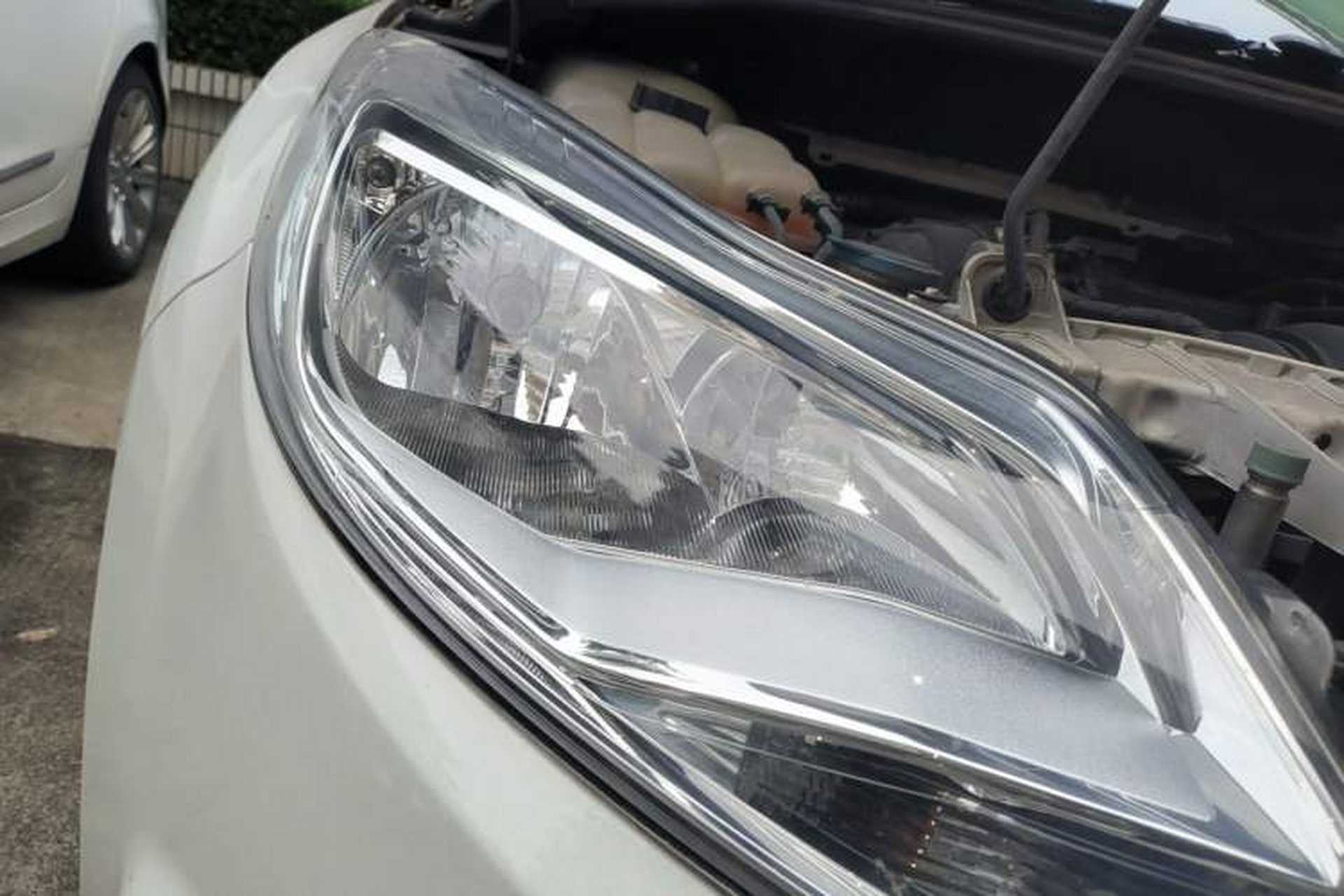 Used Ford Focus 2012 Hatchback 1.6L Automatic Comfort Model Right Front Headlight