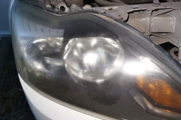 Used Ford Focus 2012 Hatchback Classic 1.8L Automatic Base Model Right Front Headlight