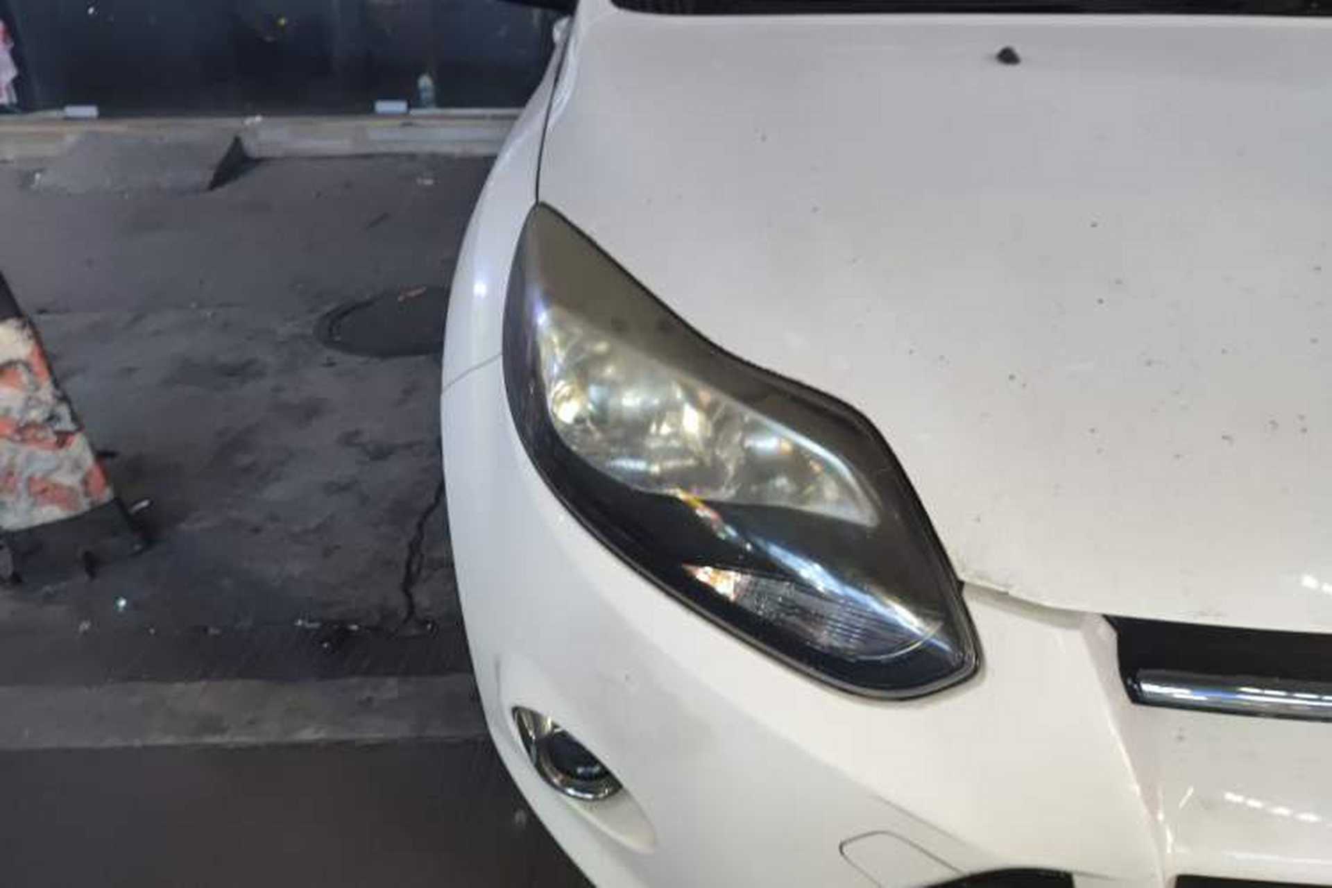 Used Ford Focus 2012 Hatchback 2.0L Automatic Luxury Sport Model Right Front Headlight