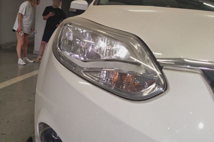 Used Ford Focus 2012 Hatchback 1.6L Automatic Fashion Edition Right Front Headlight