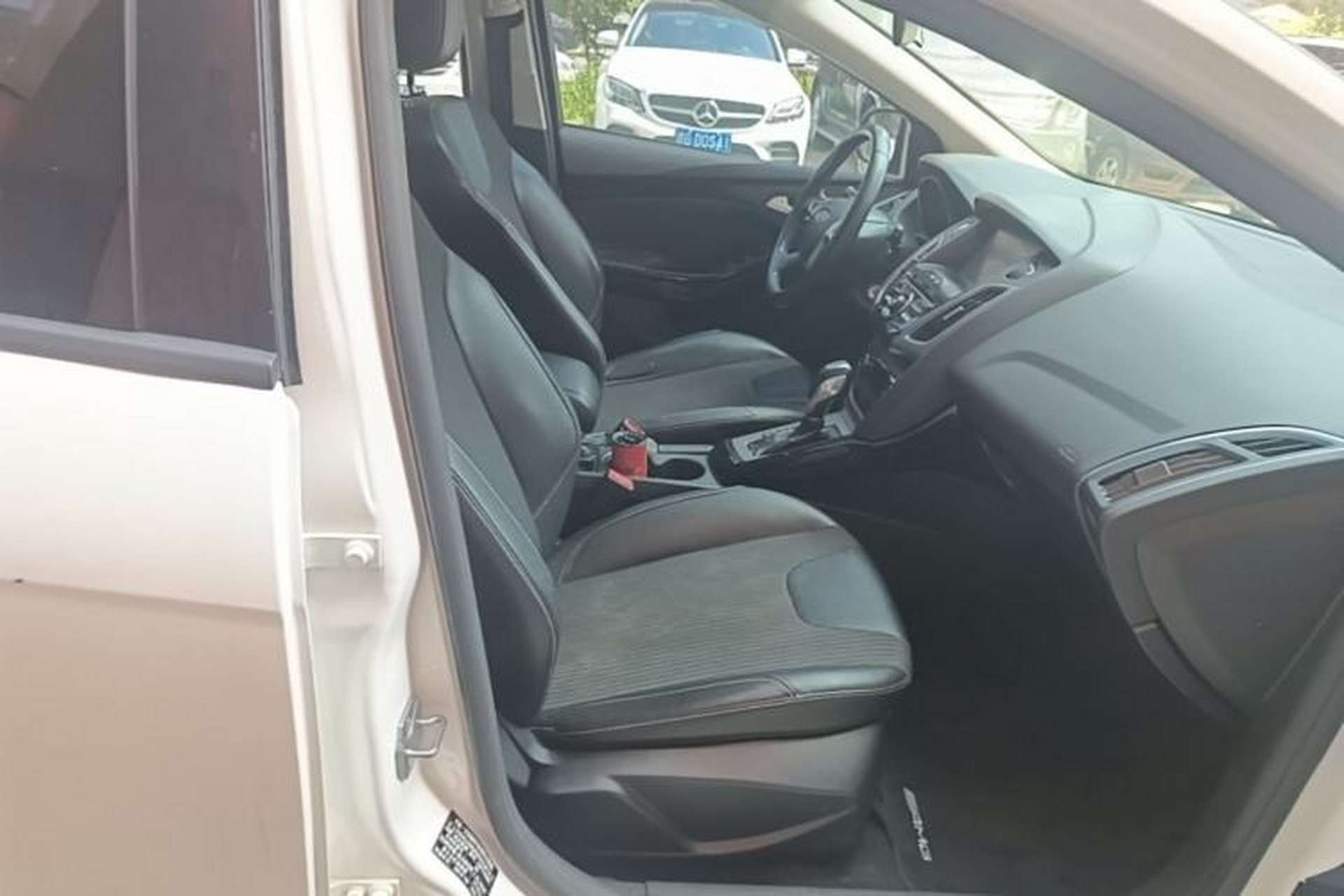 Used Ford Focus 2012 Hatchback 1.6L Automatic Fashion Edition Right Front Seat