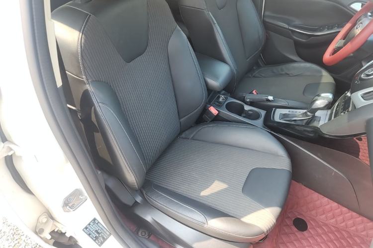 Used Ford Focus 2012 Hatchback 1.6L Automatic Fashion Edition Right Front Seat