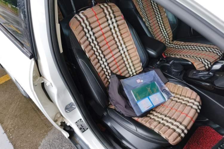 Used Ford Focus 2012 Hatchback 1.6L Automatic Fashion Edition Right Front Seat