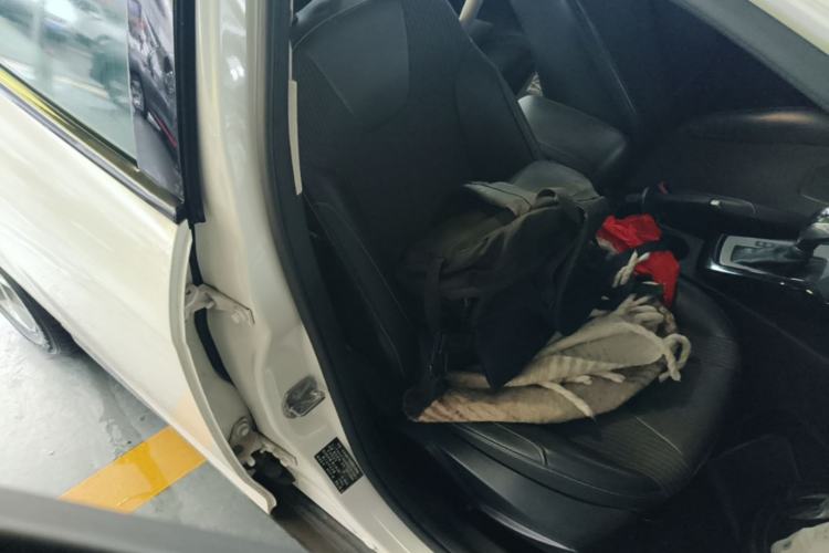 Used Ford Focus 2012 Sedan 1.6L Automatic Fashion Edition Right Front Seat