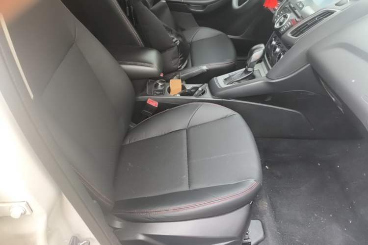 Used Ford Focus 2012 Hatchback 1.6L Automatic Comfort Model Right Front Seat