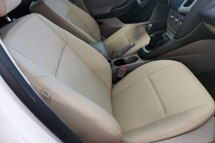 Used Ford Focus 2012 Sedan 1.6L Manual Comfort Model Right Front Seat