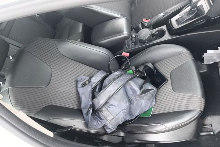 Used Ford Focus 2012 Sedan 1.6L Automatic Fashion Edition Right Front Seat