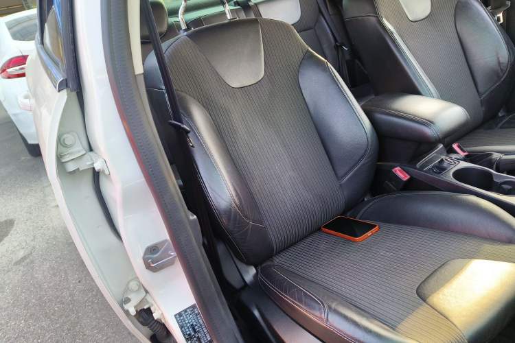 Used Ford Focus 2012 Sedan 1.6L Automatic Fashion Edition Right Front Seat