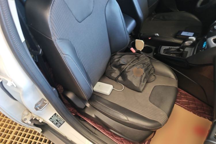 Used Ford Focus 2012 Sedan 1.6L Automatic Fashion Edition Right Front Seat
