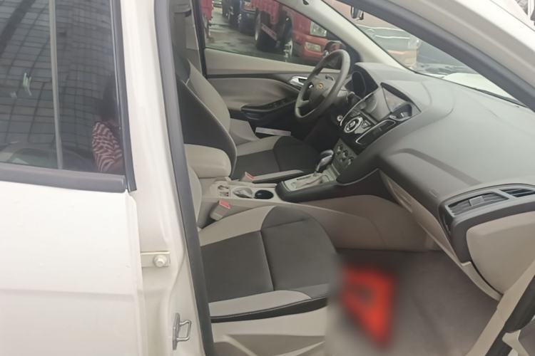 Used Ford Focus 2012 Sedan 1.6L Automatic Comfort Model Right Front Seat