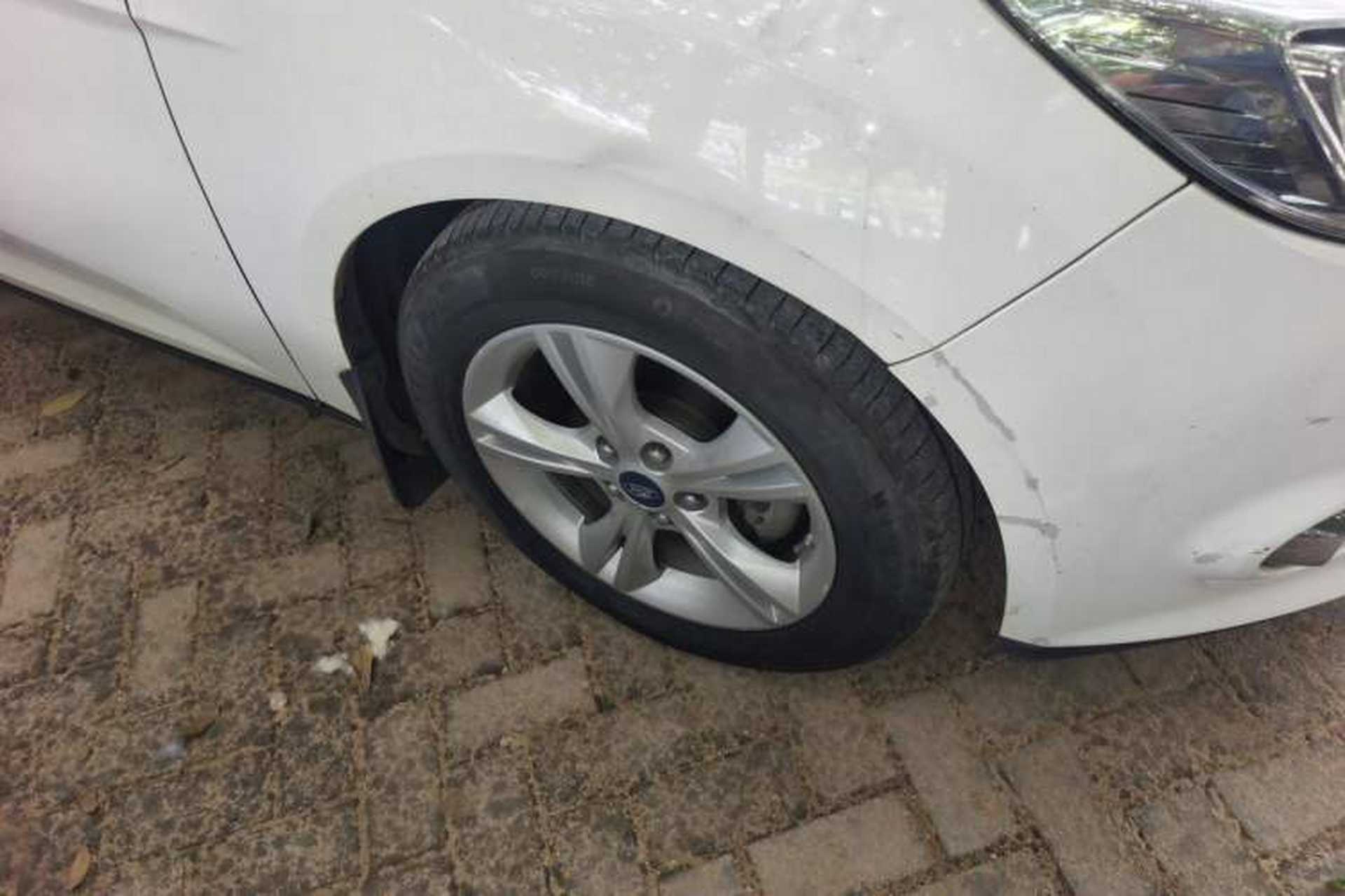 Used Ford Focus 2012 Hatchback 1.6L Automatic Fashion Edition Right Front Wheel Hub