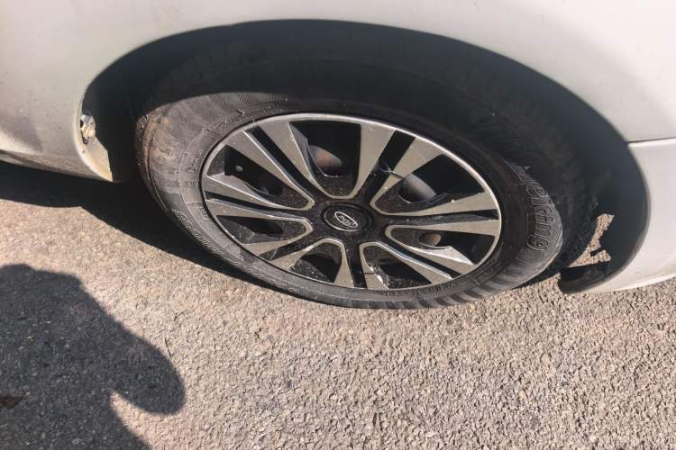 Used Ford Focus 2012 Hatchback Classic 1.8L Manual Base Model Right Front Wheel Hub