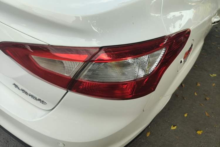 Used Ford Focus 2012 Sedan 1.6L Manual Comfort Model Right Rear Taillight