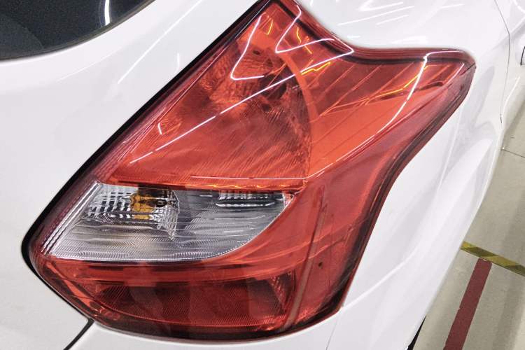 Used Ford Focus 2012 Hatchback 1.6L Automatic Comfort Model Right Rear Taillight