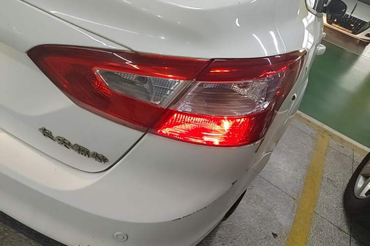 Used Ford Focus 2012 Sedan 1.6L Automatic Fashion Edition Right Rear Taillight