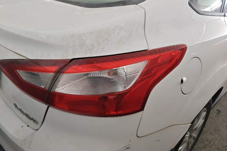 Used Ford Focus 2012 Sedan 1.6L Automatic Comfort Model Right Rear Taillight