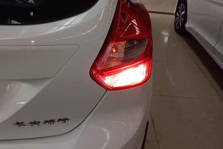 Used Ford Focus 2012 Hatchback 1.6L Automatic Comfort Model Right Rear Taillight